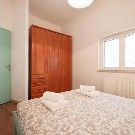 Vakantiehuis Laurel House, *